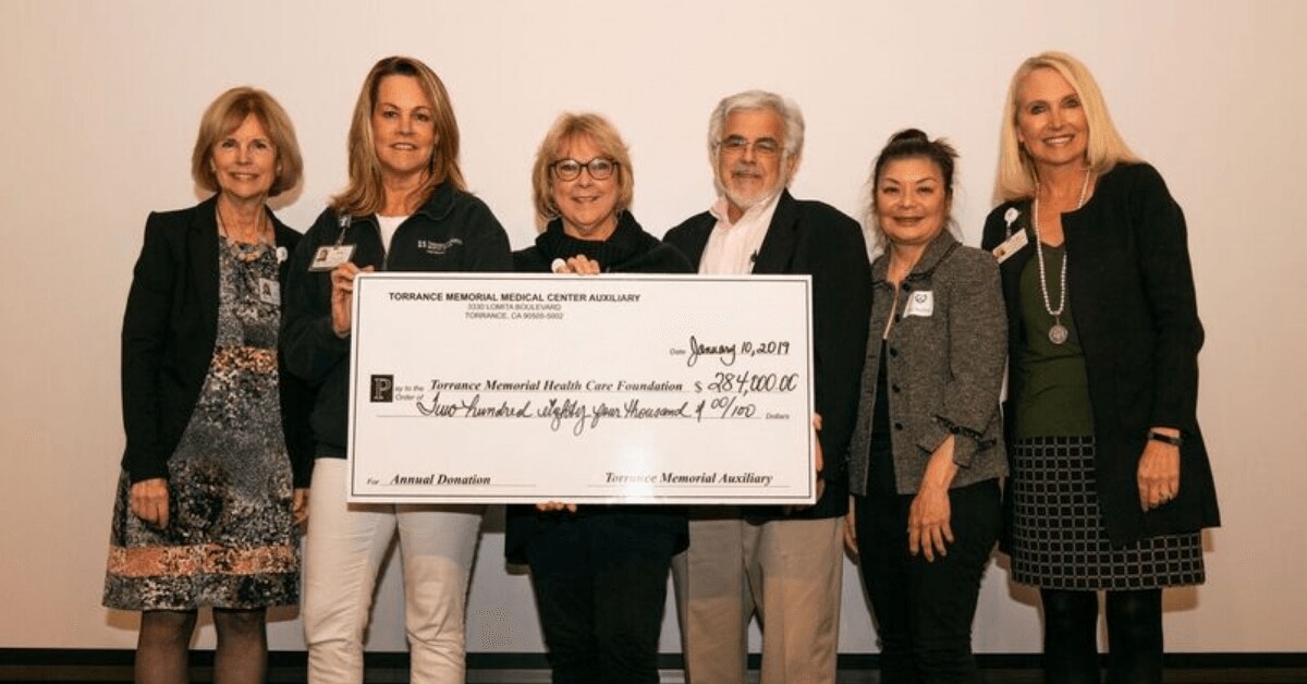 Auxiliary check presentation